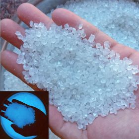 2000pcs/bag Glow In Dark Artificial Stone Gardening Aquarium Landscape Fluorescent Small Stone Vase Hourglass Luminous Sand Fluorescent Particles (Color: White, size: 2000pcs/bag)